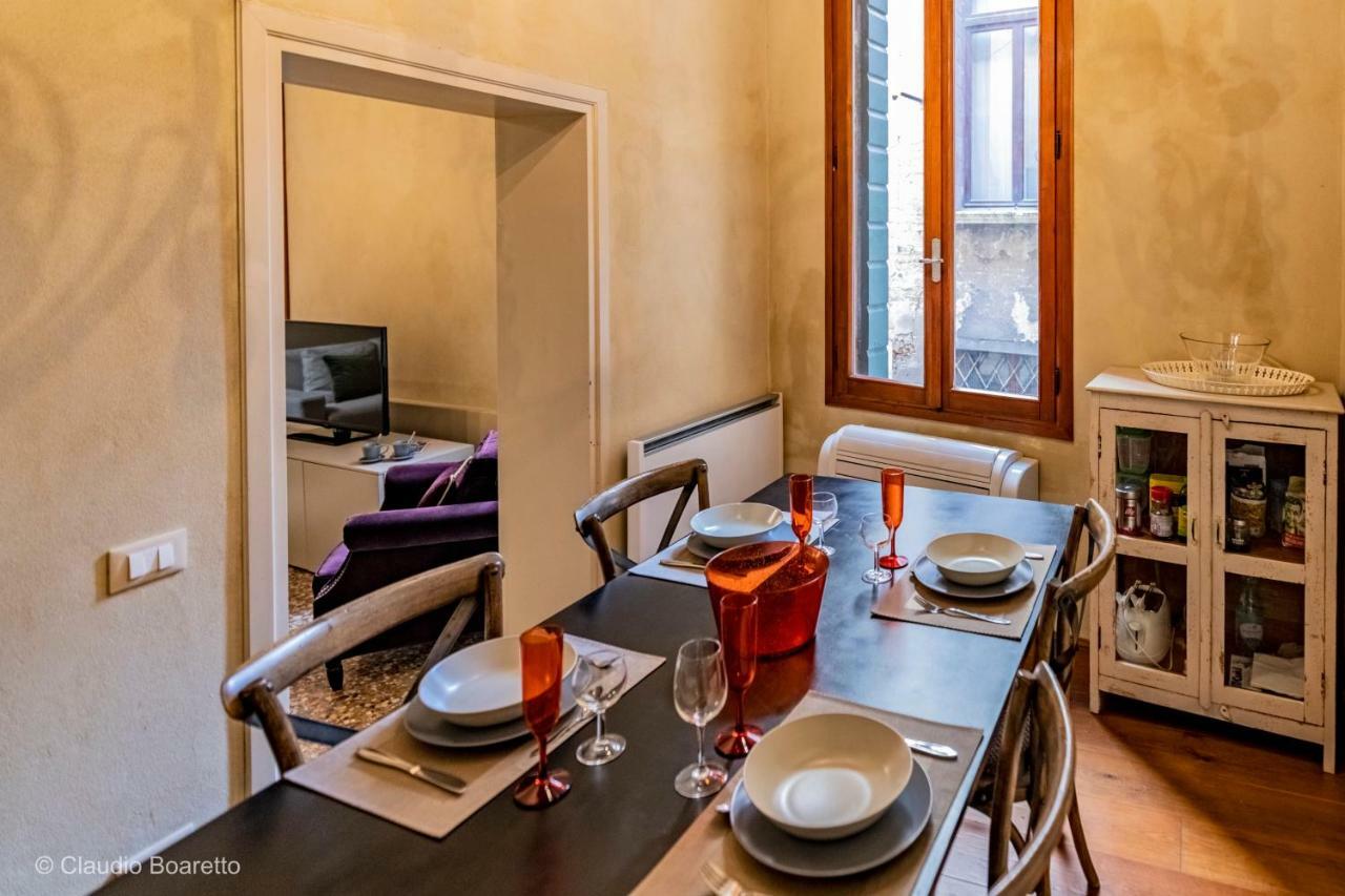 Gondola Bianca Venisejetaime Apartman Kültér fotó
