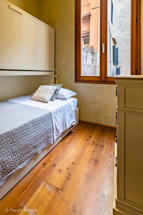 Gondola Bianca Venisejetaime Apartman Kültér fotó